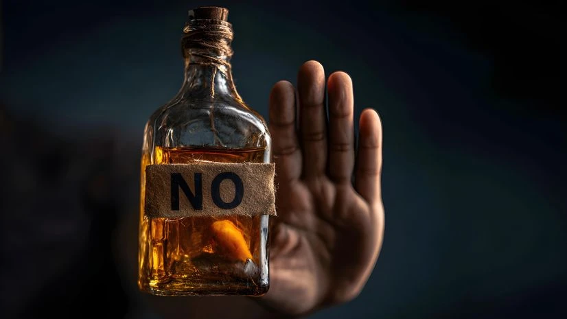 Even One Drink a Day Raises Oral Cancer Risk by 50% in India: Study Warns