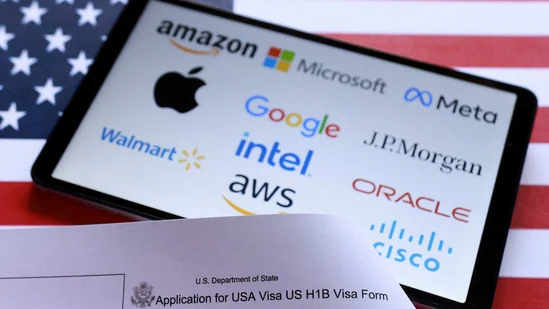 ’Biggest Mess We’ve Seen’: Indian H-1B Workers Stranded After U.S. Consulates Delay Visa Renewals