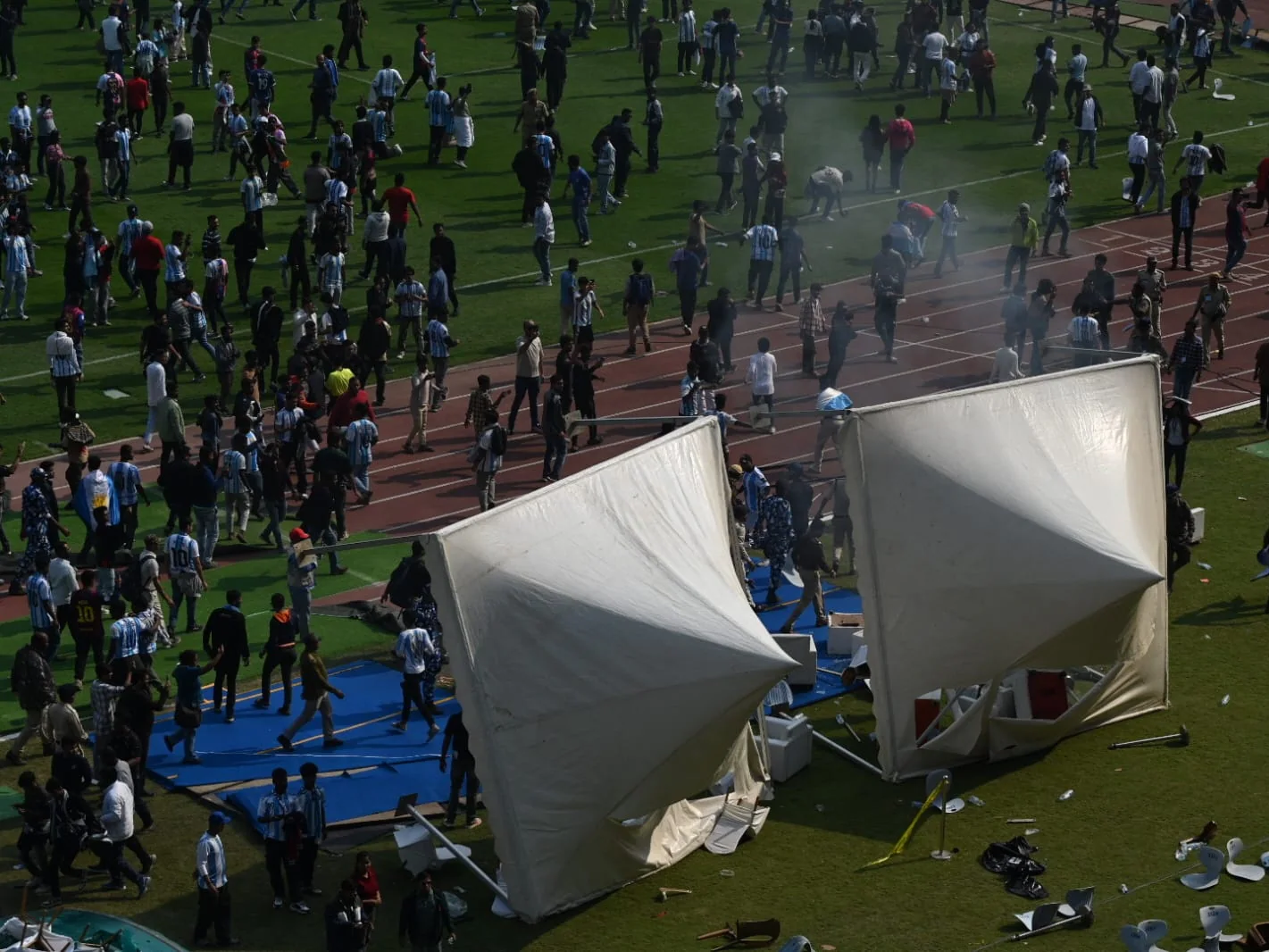 Messi in Kolkata: Upset Fans Vandalise Salt Lake Stadium; Organiser Detained, CM Orders Enquiry