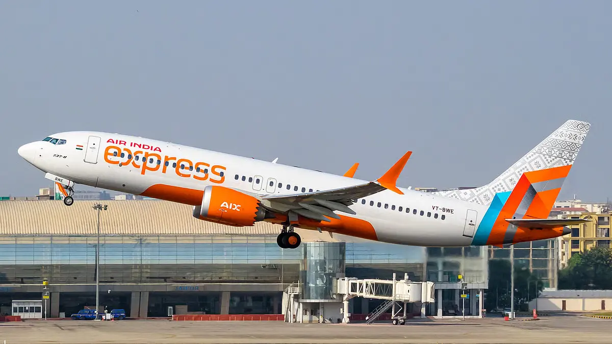 Air India Express Flight Makes Emergency Landing in Cochin After Suspected Tyre Failure, Passengers Safe