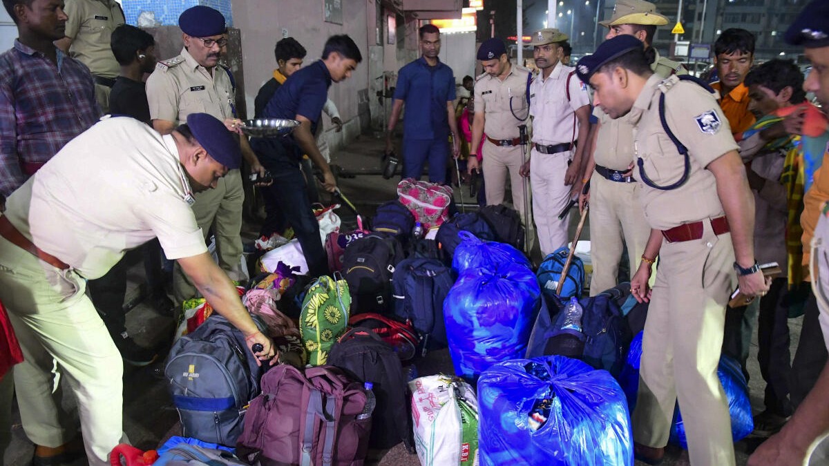 Raids Across 7 States, Chase Till Mumbai Airport; Delhi Police Achieve Major Breakthrough